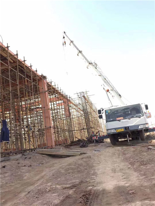 龙华区吊车作业的安全注意事项有哪些？